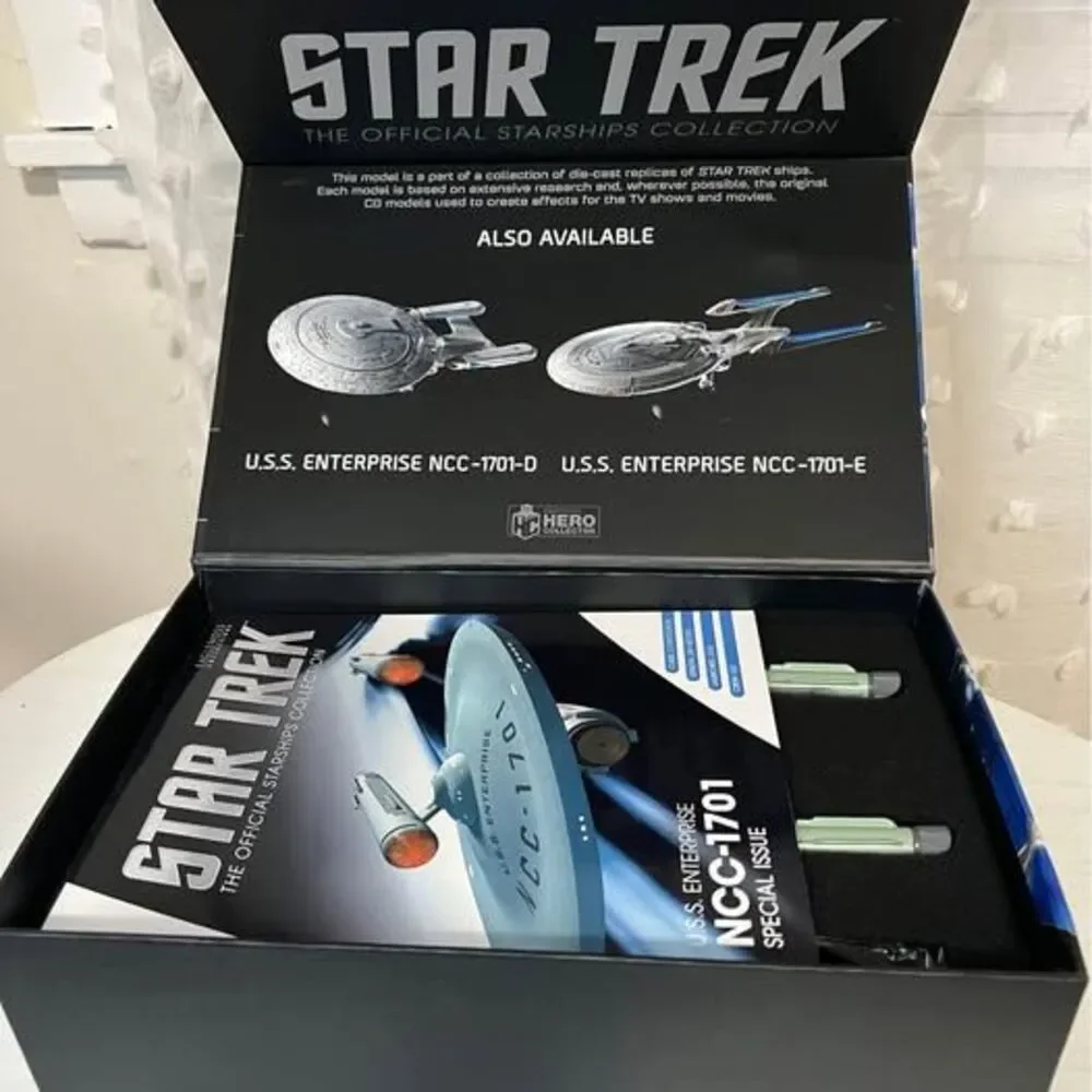 Hero Collector Eaglemoss U.S.S. Enterprise NCC-1701 XL Collector's Edition